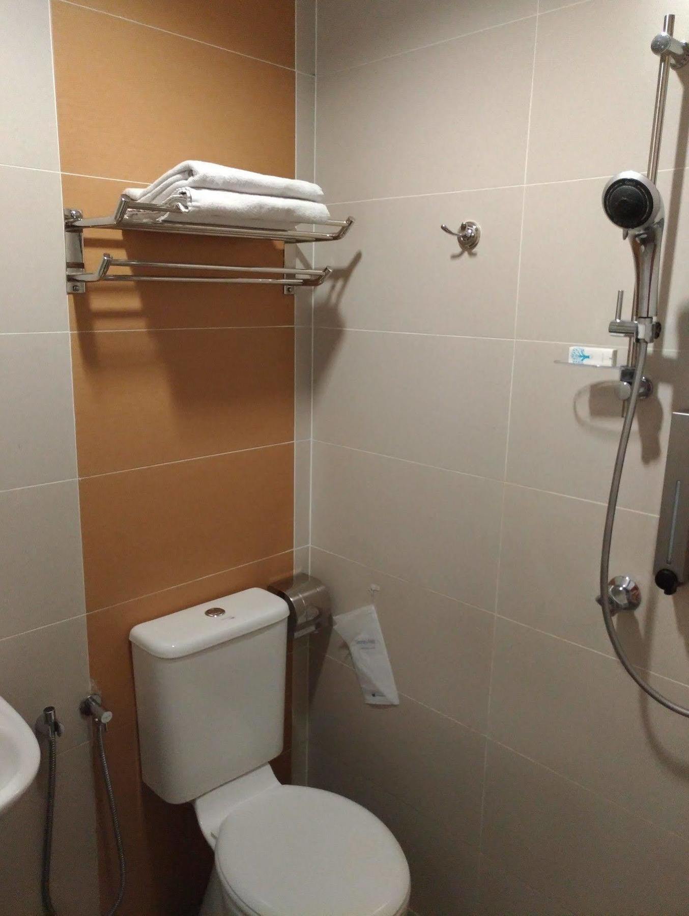 Hotel Strawberry Fields Petaling Jaya Eksteriør billede