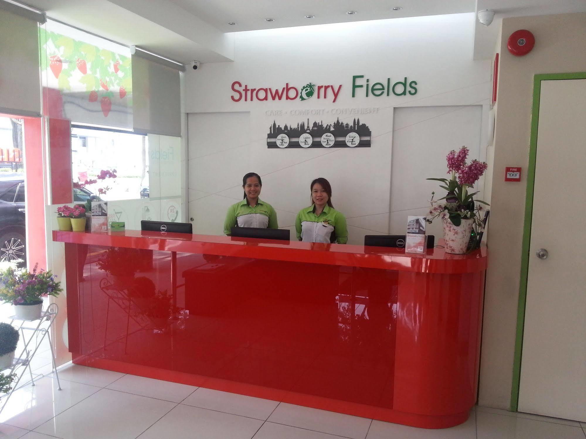 Hotel Strawberry Fields Petaling Jaya Eksteriør billede